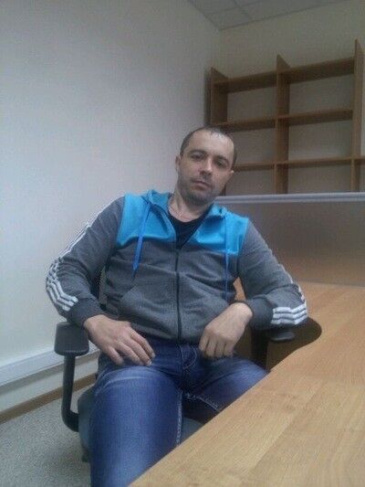  ,   Vitalik, 47 ,   