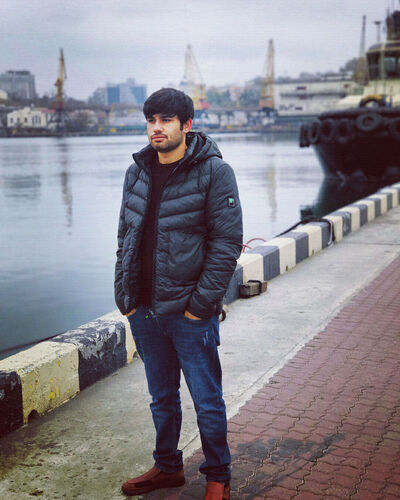  New York City,   Waleedamiri, 27 ,   ,   