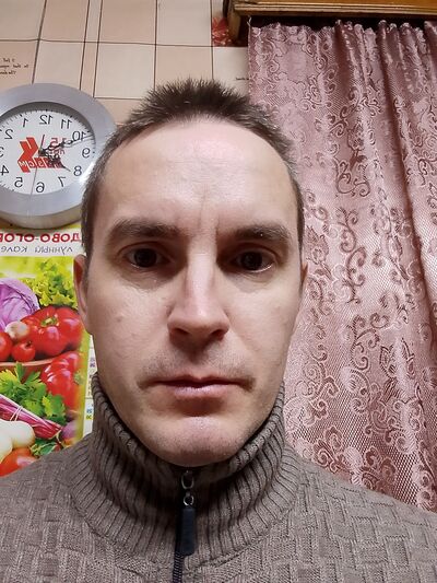  ,   Sergei, 35 ,   ,   