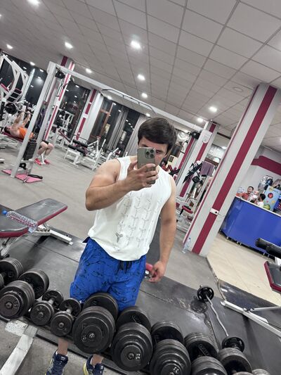  ,   Aziz, 27 ,   ,   