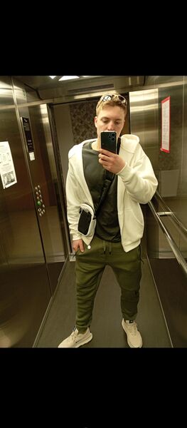  ,   Loyd, 21 ,   , 