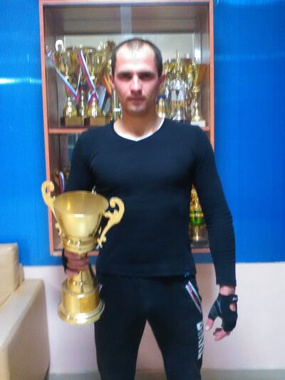  ,   Stas, 40 ,   ,   , c 