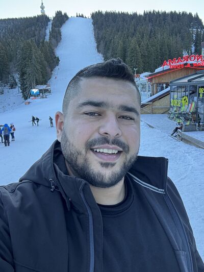  ,   Deniz, 32 ,   ,   