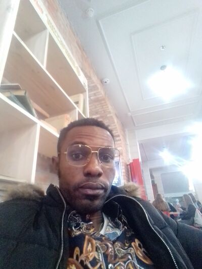  ,   Serge, 35 ,   ,   