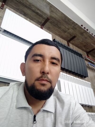 ,   Azim, 39 ,     