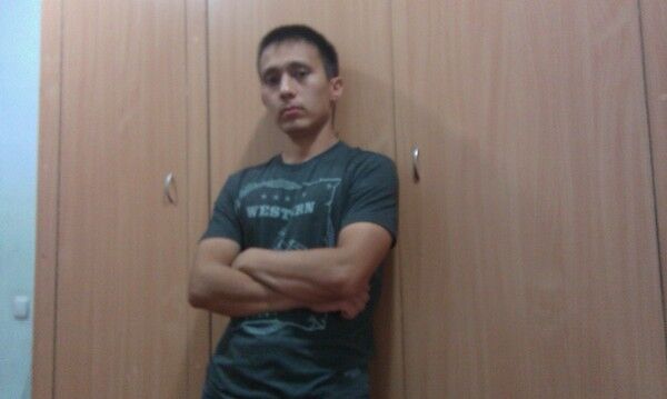  ,   Umar, 37 ,   