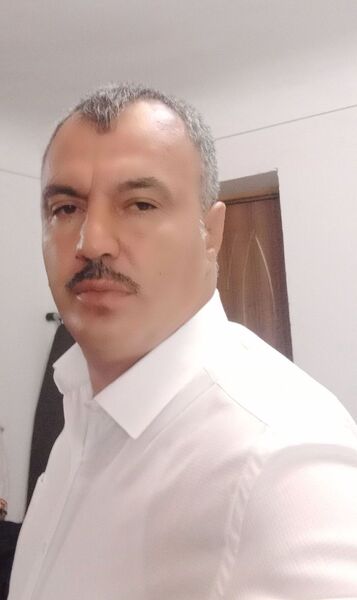  ,   Ali, 52 ,   ,   