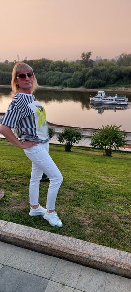  ,   Elena, 45 ,   ,   