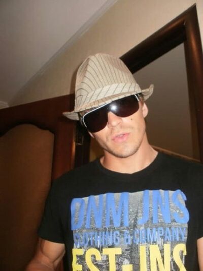  ,   Sexycuni, 38 ,   ,   