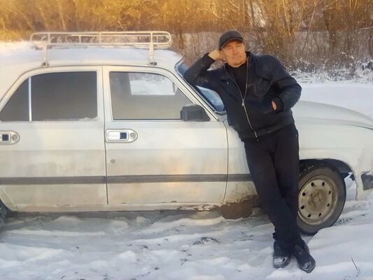  ,   Vlad, 51 ,   ,   