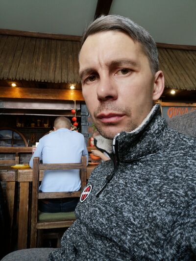  ,   Jon Snou, 43 ,   ,   , c 