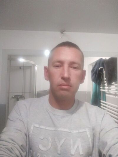  ,   , 44 ,   c 