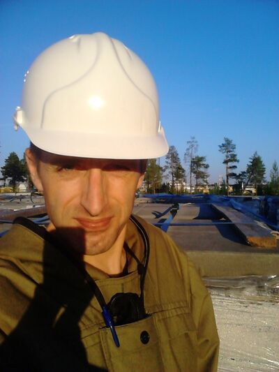  ,   Stas, 48 ,   