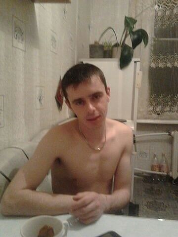 15128165  Oleg, 37 ,    