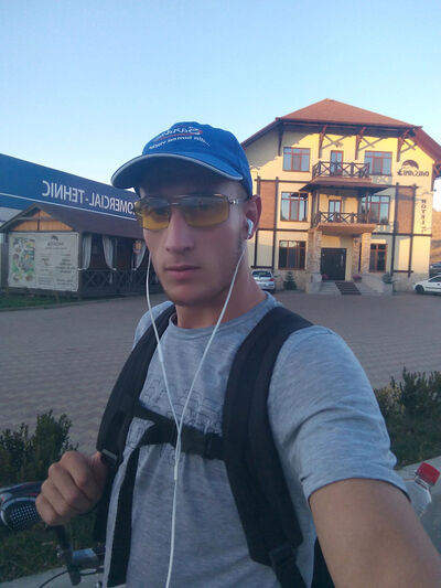  ,   Vanikka, 33 ,   
