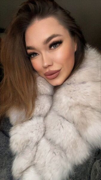 ,   Daineris, 33 ,   ,   , c 