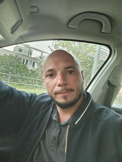  ,   Igor, 37 ,   ,   