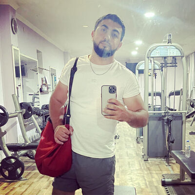  ,   Ali, 31 ,   ,   