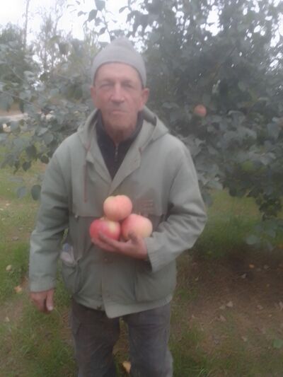  ,   Sergei, 60 ,   ,   