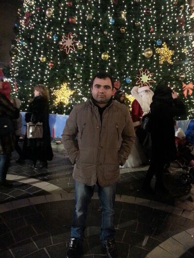  ,   Maksim, 39 ,   