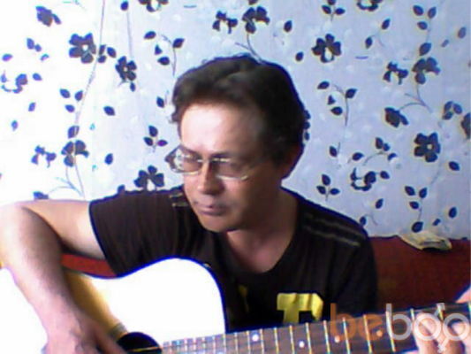  ,   Alex, 52 ,   