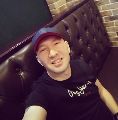  ,   Arman, 42 ,   