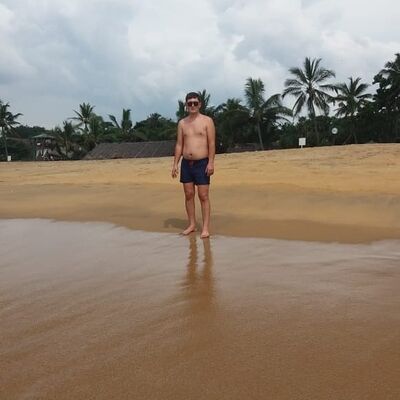 ,   Azat, 38 ,     , c , 