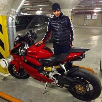  7476115  Tony, 120 ,    -