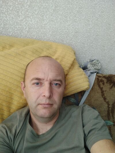   ,   Denis, 44 ,   ,   