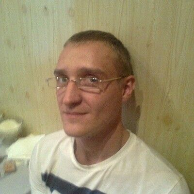  ,   Maks, 42 ,   ,   , c 
