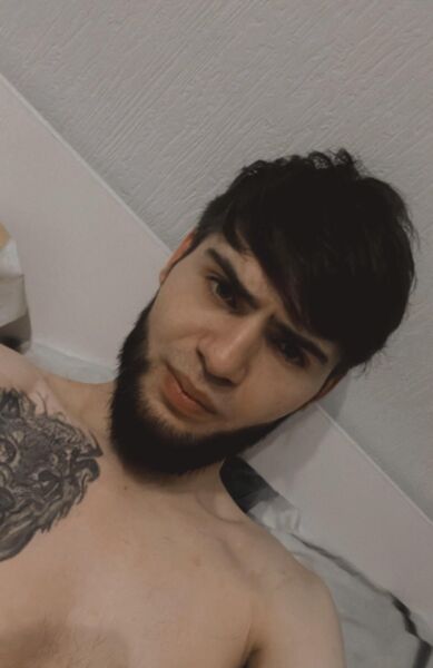  ,   Elvin, 28 ,   ,   