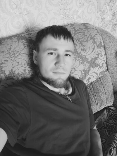  -,   Pavel, 25 ,   ,   , c 