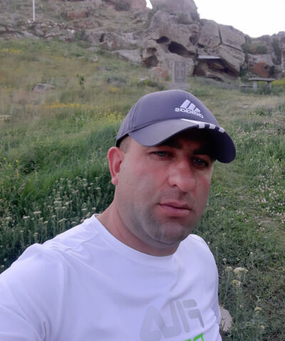  ,   Igor, 37 ,   ,   