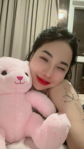  ,   LingLing, 22 ,   ,   