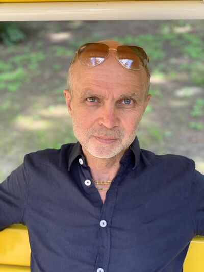  ,   Oleg Kharkov, 61 ,   c 