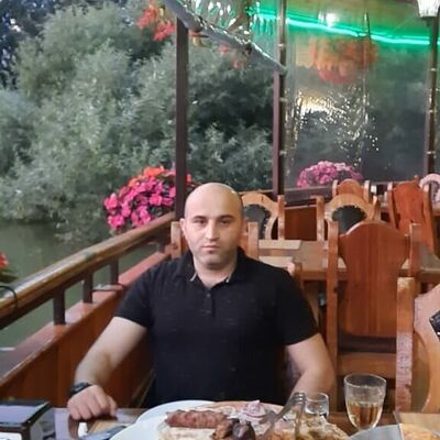  ,   Baxruz, 42 ,   ,   