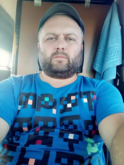  ,   Vitaly, 45 ,  