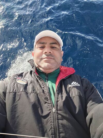  ,   Hany, 49 ,   ,   , c , 