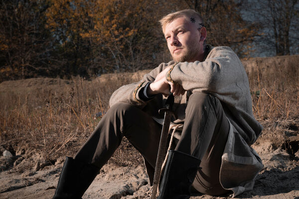  ,   Maxim, 42 ,   ,   , c , 