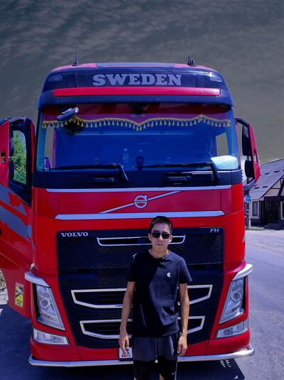  ,   Erlan, 22 ,   ,   , c , 
