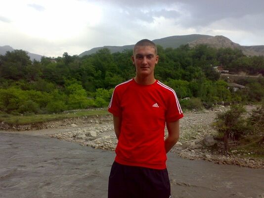  ,   Igor, 36 ,   