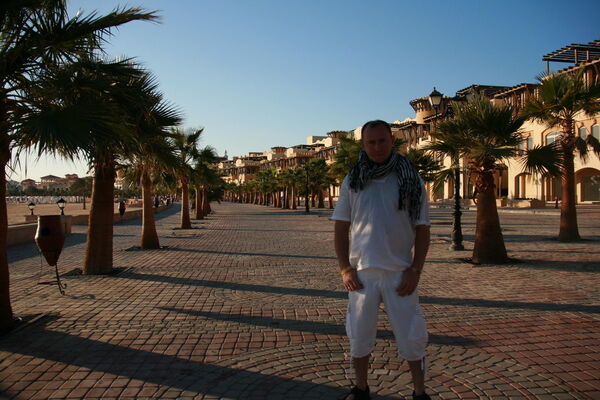  ,   Konstantin, 45 ,   , 