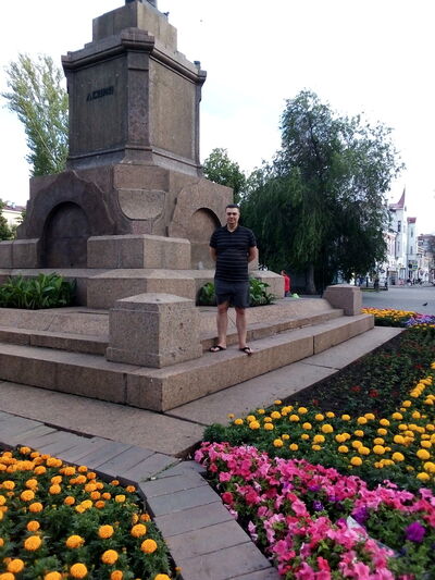  ,   Anton, 41 ,   ,   , c 