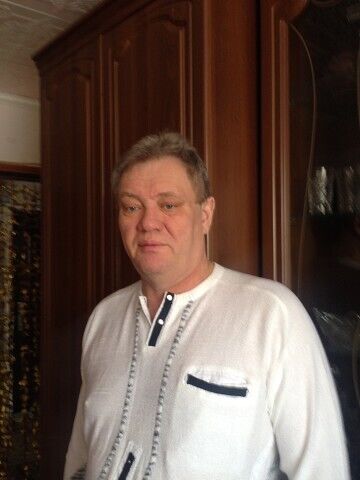  ,   Viktor, 60 ,   ,   