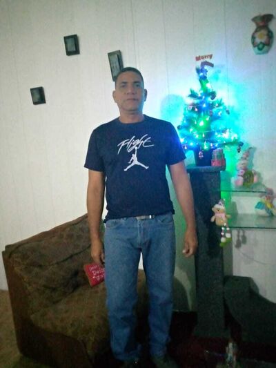 -,   Edgardo, 46 ,   ,   