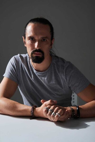  ,   Ilia, 43 ,   ,   