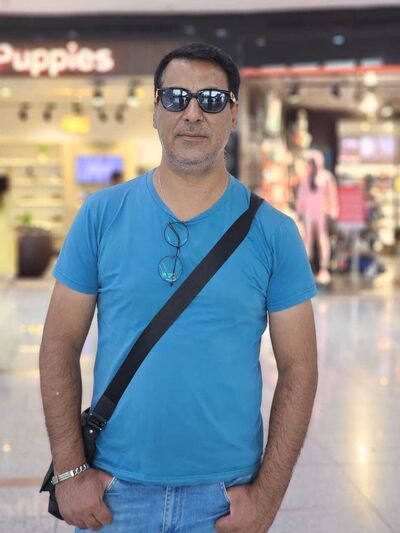  ,   Saamir, 41 ,   ,   