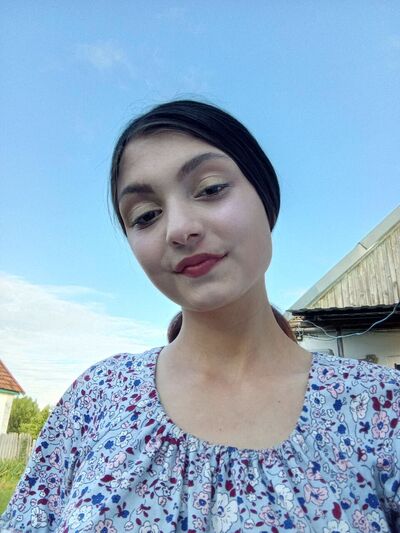  --,   Snezhana, 22 ,   ,   , c , 