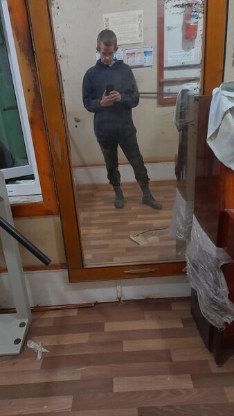  ,   Denis, 27 ,   ,   , c 