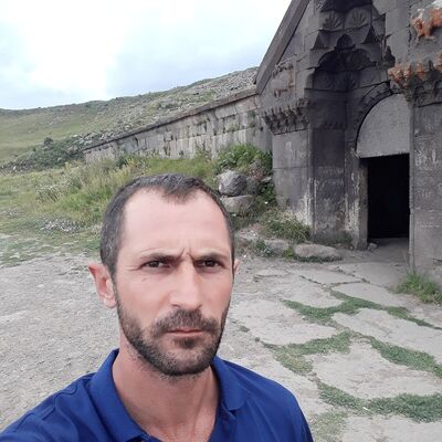  ,   ROBERT, 44 ,   ,   , c 